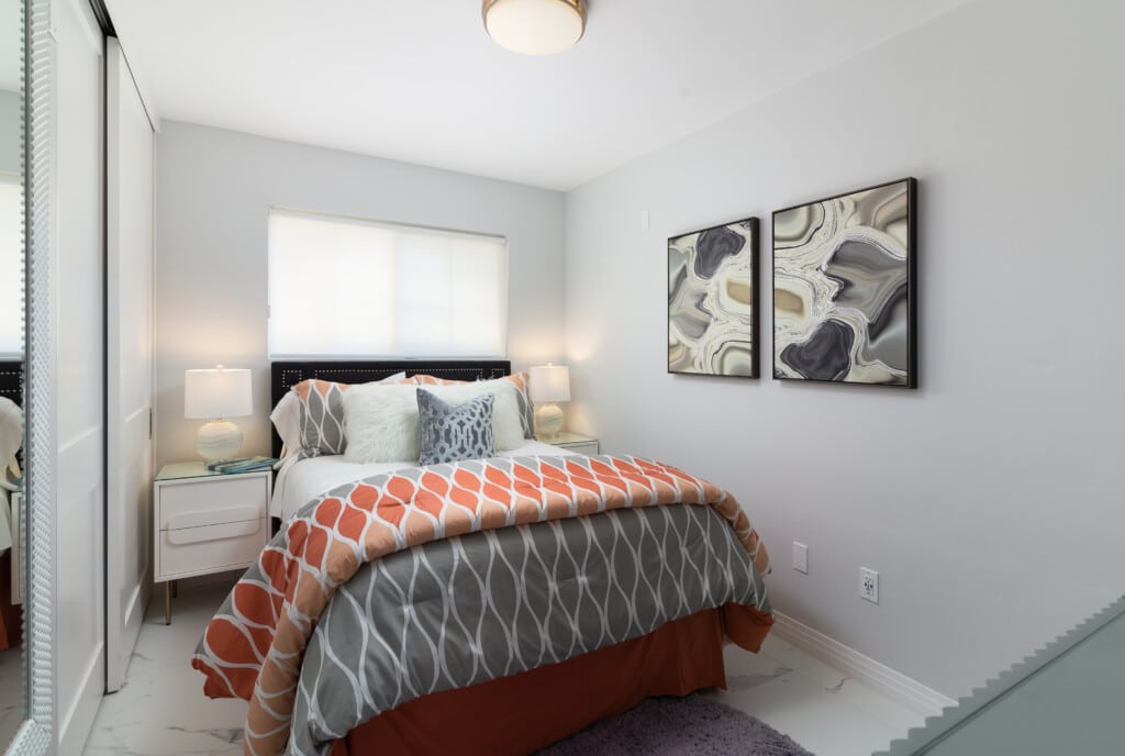 209 Cypress St 0216